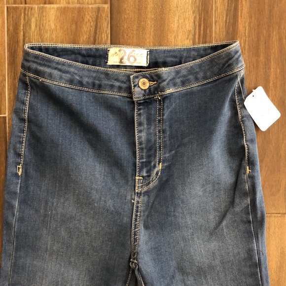 NWT Free People/We The Free Just Float On Flare Jeans in Jericho Blue - Picture 7 of 15